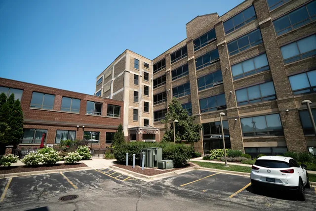 $295,000 | 234 East Reservoir Avenue, Unit 503, Milwaukee, WI 53212