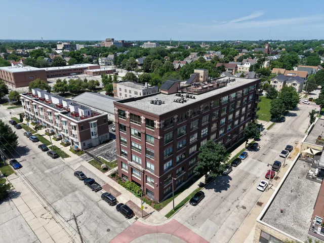 $295,000 | 234 East Reservoir Avenue, Unit 503, Milwaukee, WI 53212