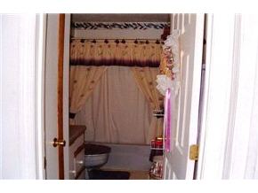 69 R Tsienneto Road, Unit R Derry, NH 03038 - Photo 7 of 8