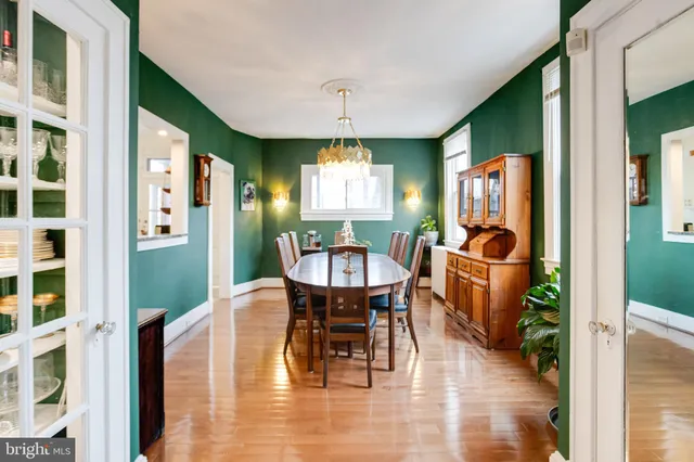 $475,000 | 3901 Keswick Road, Baltimore, MD 21211