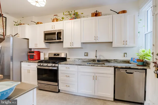 $475,000 | 3901 Keswick Road, Baltimore, MD 21211