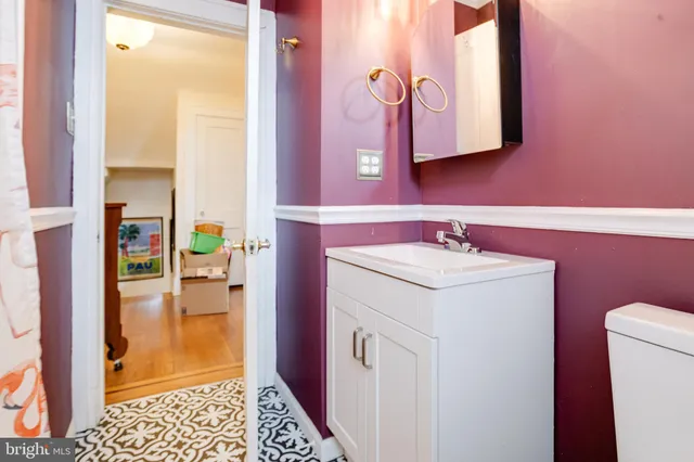 $475,000 | 3901 Keswick Road, Baltimore, MD 21211