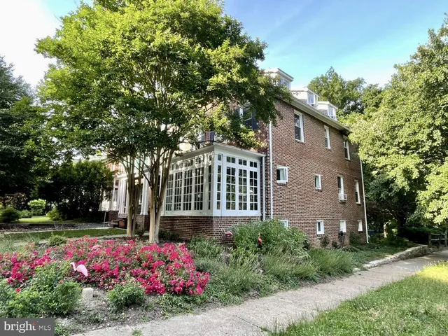 $475,000 | 3901 Keswick Road, Baltimore, MD 21211