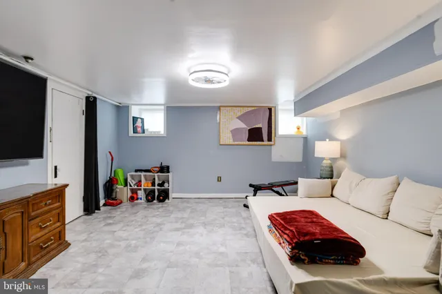 $475,000 | 3901 Keswick Road, Baltimore, MD 21211