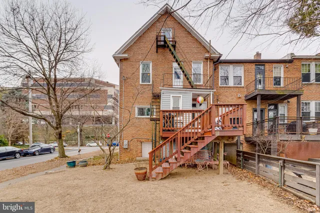 $475,000 | 3901 Keswick Road, Baltimore, MD 21211