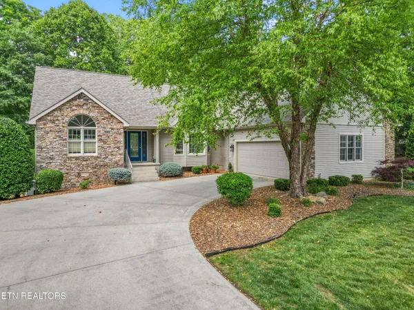 $572,500 | 21 Lexham Court, Crossville, TN 38558