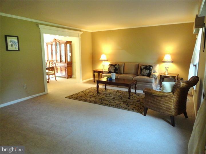 56 Penn Road Voorhees, NJ 08043 - Photo 4 of 25 Living Room