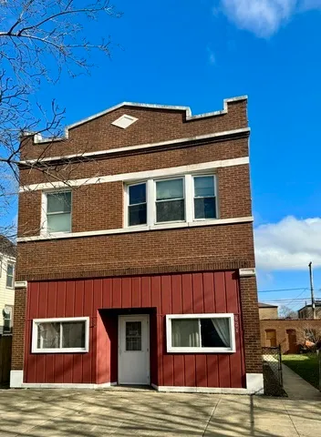 $1,950 | 824 Elgin Avenue, Unit 1R, Forest Park, IL 60130