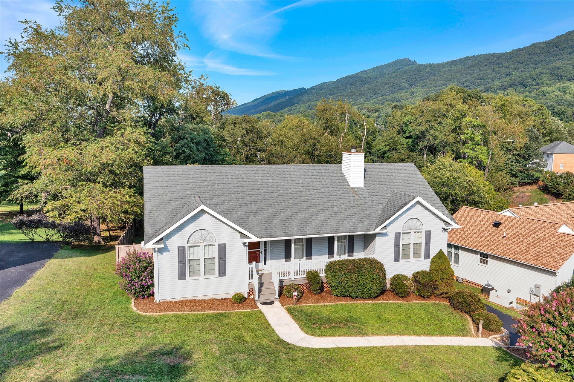 3700 Rte 3004 Roanoke, VA 24012 - Photo 35 of 40 an aerial view of a house with yard and mountain view in back