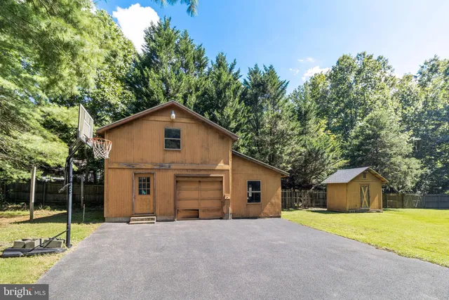 $649,900 | 6095 Manor Lane, La Plata, MD 20646