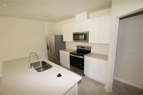 $2,100 | 5048 Holm Oak Drive, St. Cloud, FL 34771