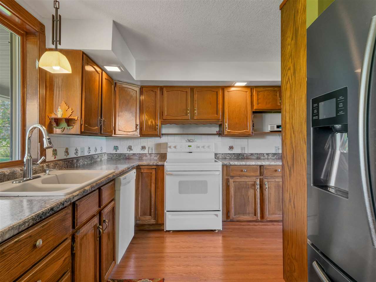 18234 Lochner Road Spencerville, IN 46788 - Photo 12 of 36 Gallery Image 12