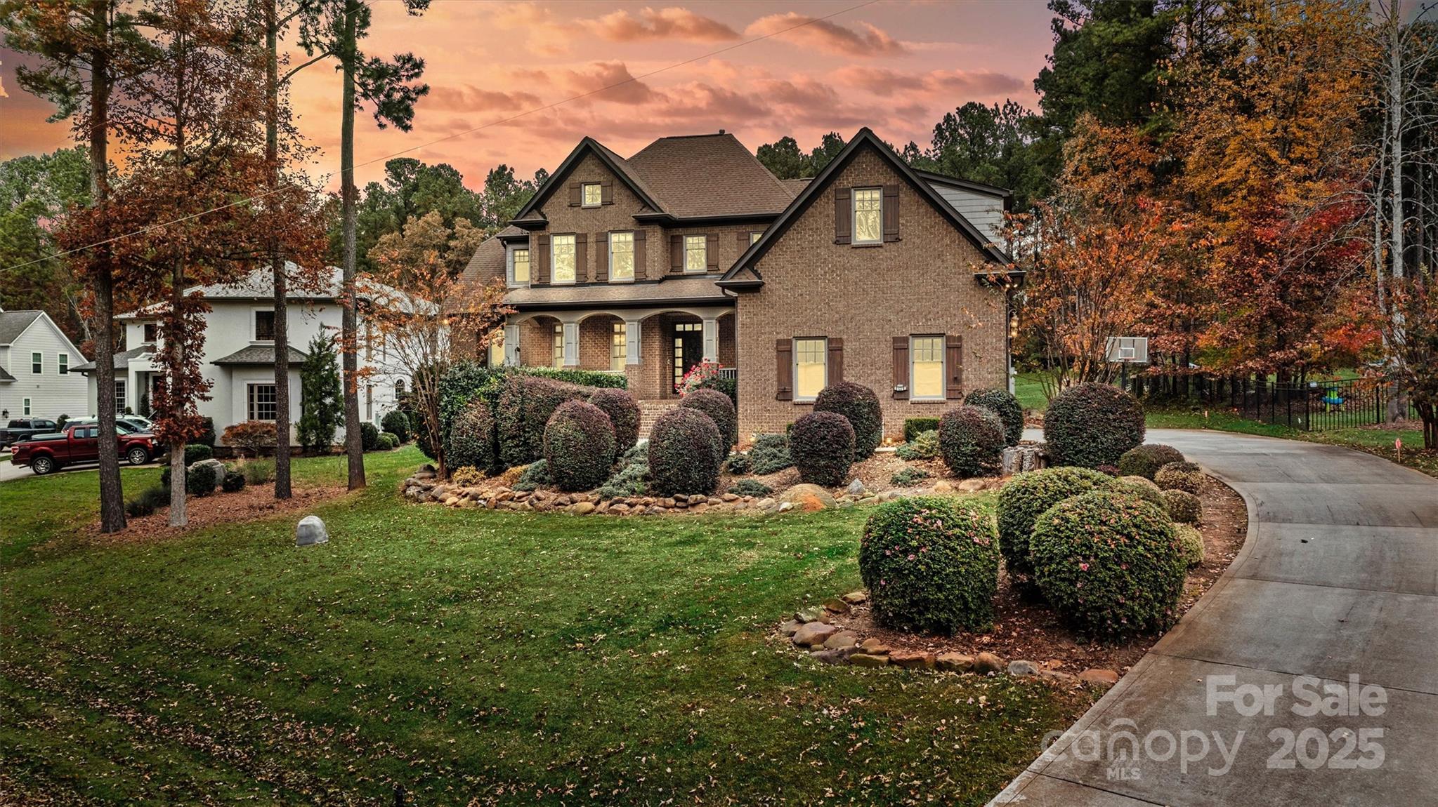 336 Kenway Loop Mooresville, NC 28117 - Photo 2 of 45 a front view of house with yard and green space