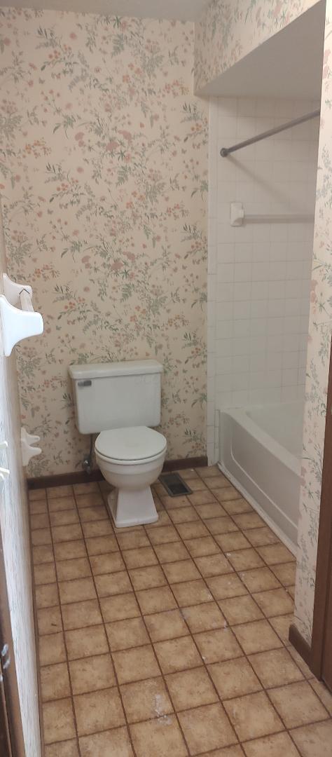 284 Rimbey Avenue Columbus, OH 43230 - Photo 12 of 17 6
