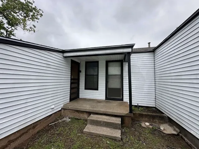 a view of a back side of house