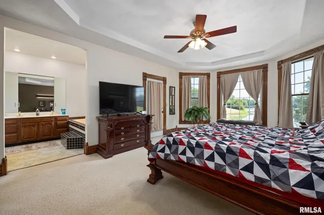 $488,000 | 25479 North Boat Dock Road, Canton, IL 61520