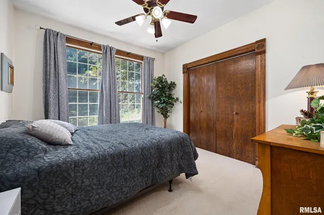 $488,000 | 25479 North Boat Dock Road, Canton, IL 61520