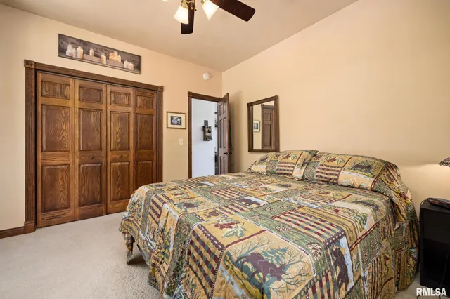 $488,000 | 25479 North Boat Dock Road, Canton, IL 61520