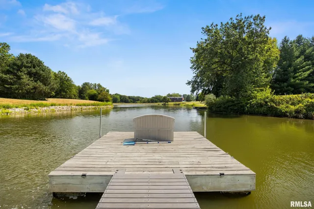 $488,000 | 25479 North Boat Dock Road, Canton, IL 61520