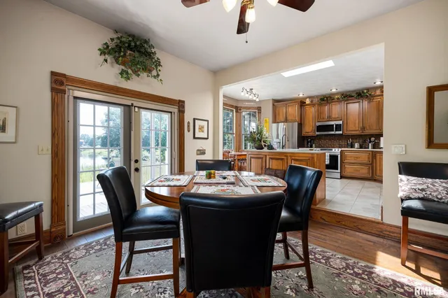 $488,000 | 25479 North Boat Dock Road, Canton, IL 61520