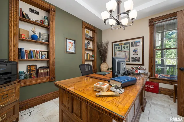 $488,000 | 25479 North Boat Dock Road, Canton, IL 61520