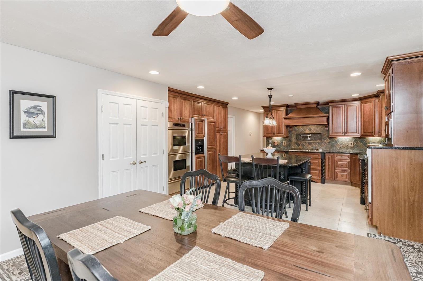 14 Chesterfield Lakes Road Chesterfield, MO 63005 - Photo 15 of 46 Gallery Image 15