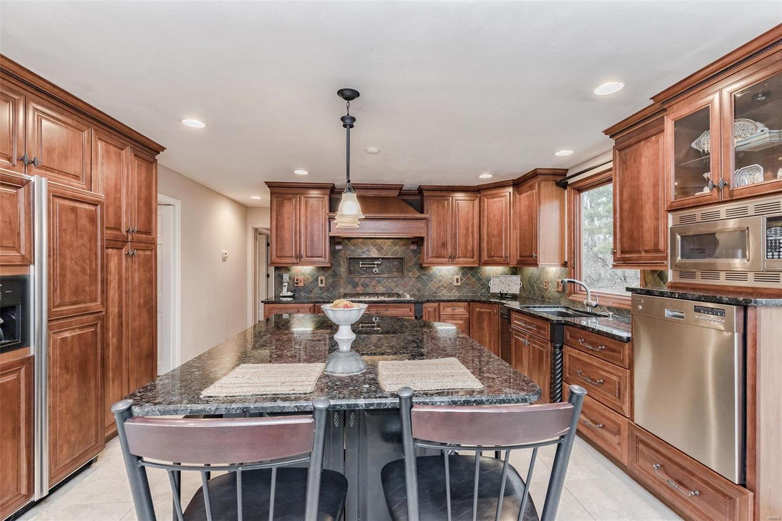 14 Chesterfield Lakes Road Chesterfield, MO 63005 - Photo 17 of 46 Gallery Image 17