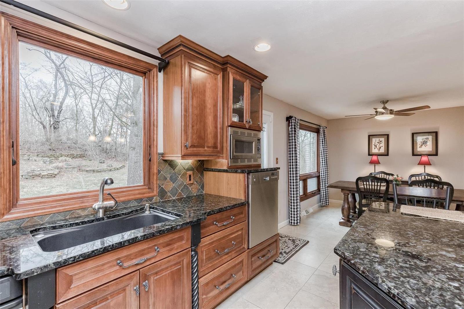 14 Chesterfield Lakes Road Chesterfield, MO 63005 - Photo 20 of 46 Gallery Image 20
