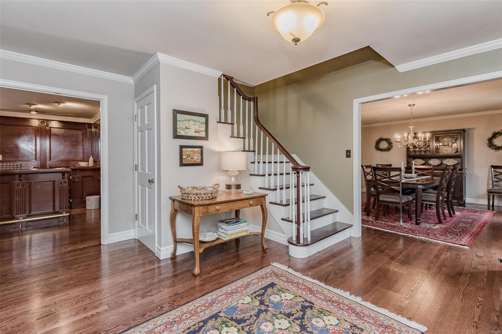 14 Chesterfield Lakes Road Chesterfield, MO 63005 - Photo 4 of 46 Gallery Image 4
