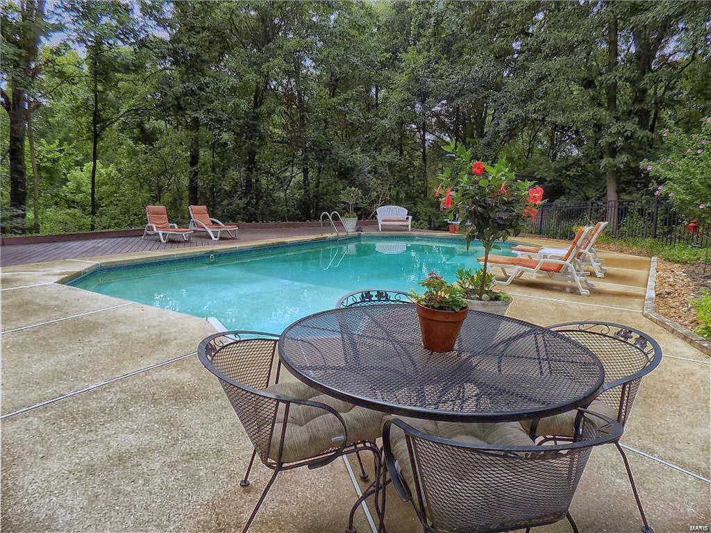 14 Chesterfield Lakes Road Chesterfield, MO 63005 - Photo 41 of 46 Gallery Image 41