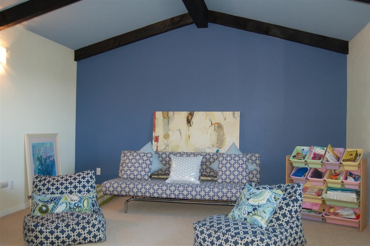 1242 Cresthill Road El Cajon, CA 92021 - Photo 18 of 25 Gallery Image 18