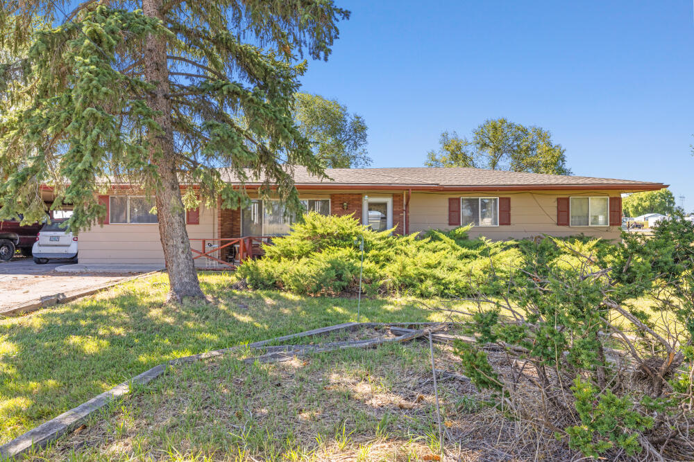 1460 Joe Wright Road Klamath Falls, OR 97603 - Photo 8 of 78 1460JoeWrightRd-10