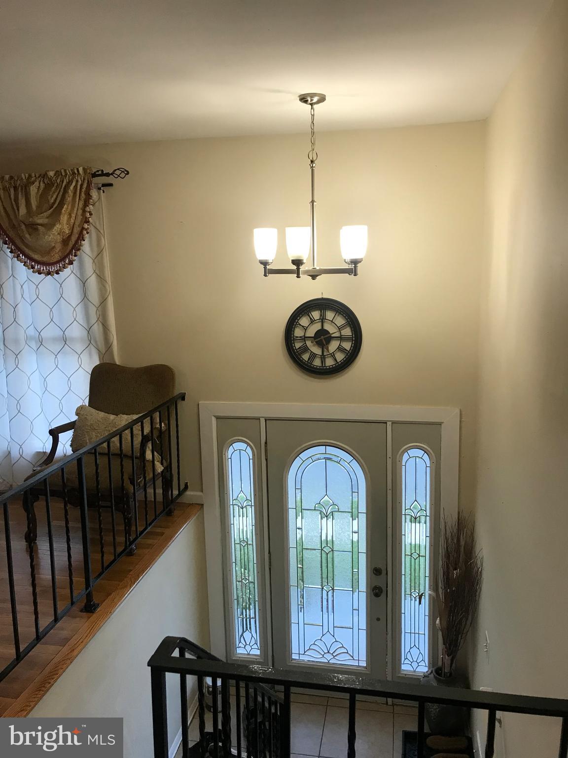 9817 Southall Road Randallstown, MD 21133 - Photo 6 of 32 Beautiful Entry