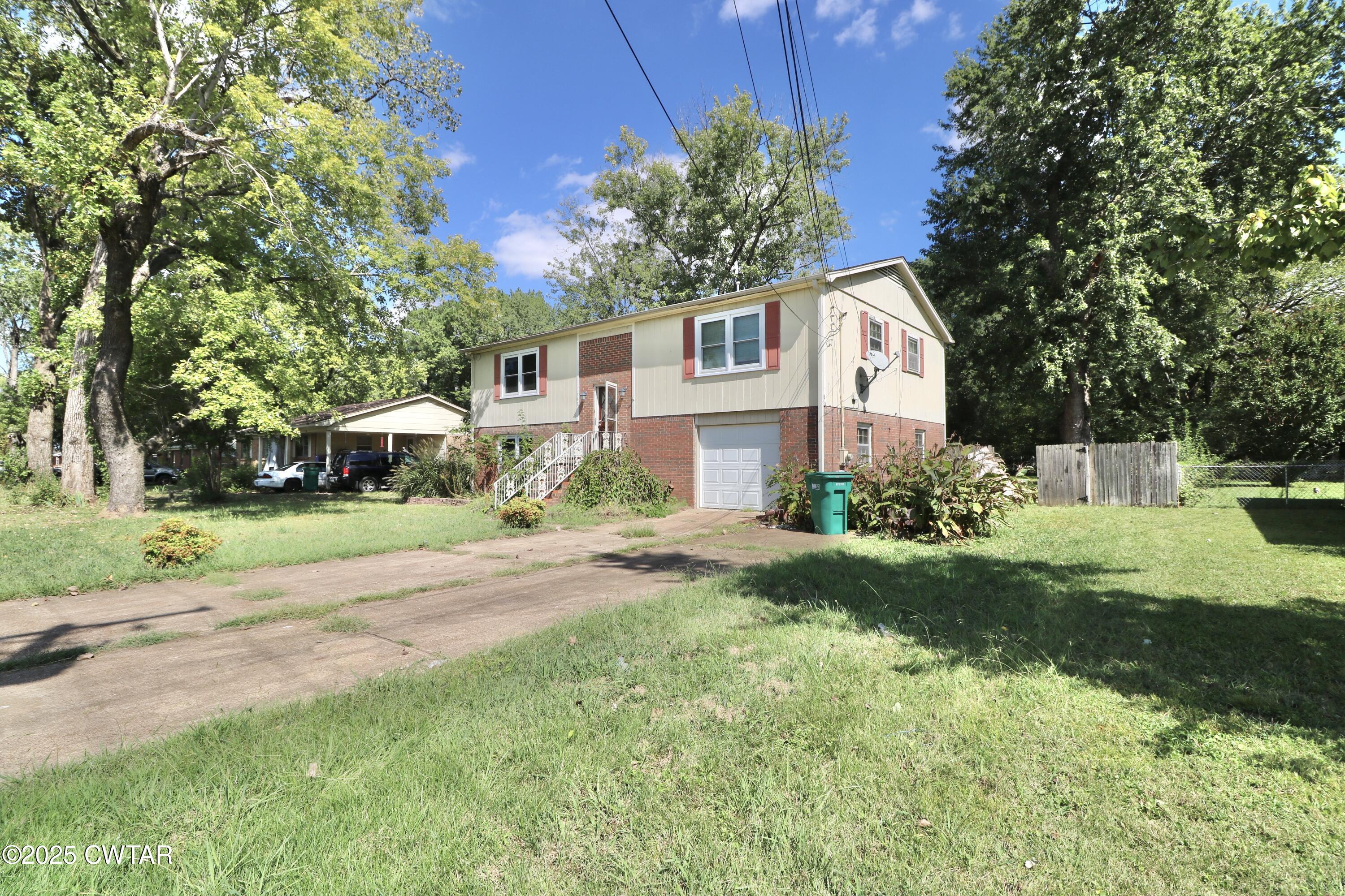 142 Northside Road Jackson, TN 38305 - Photo 2 of 24 2F818BE1-485E-4377-BBC9-9943B61611DB_1_2