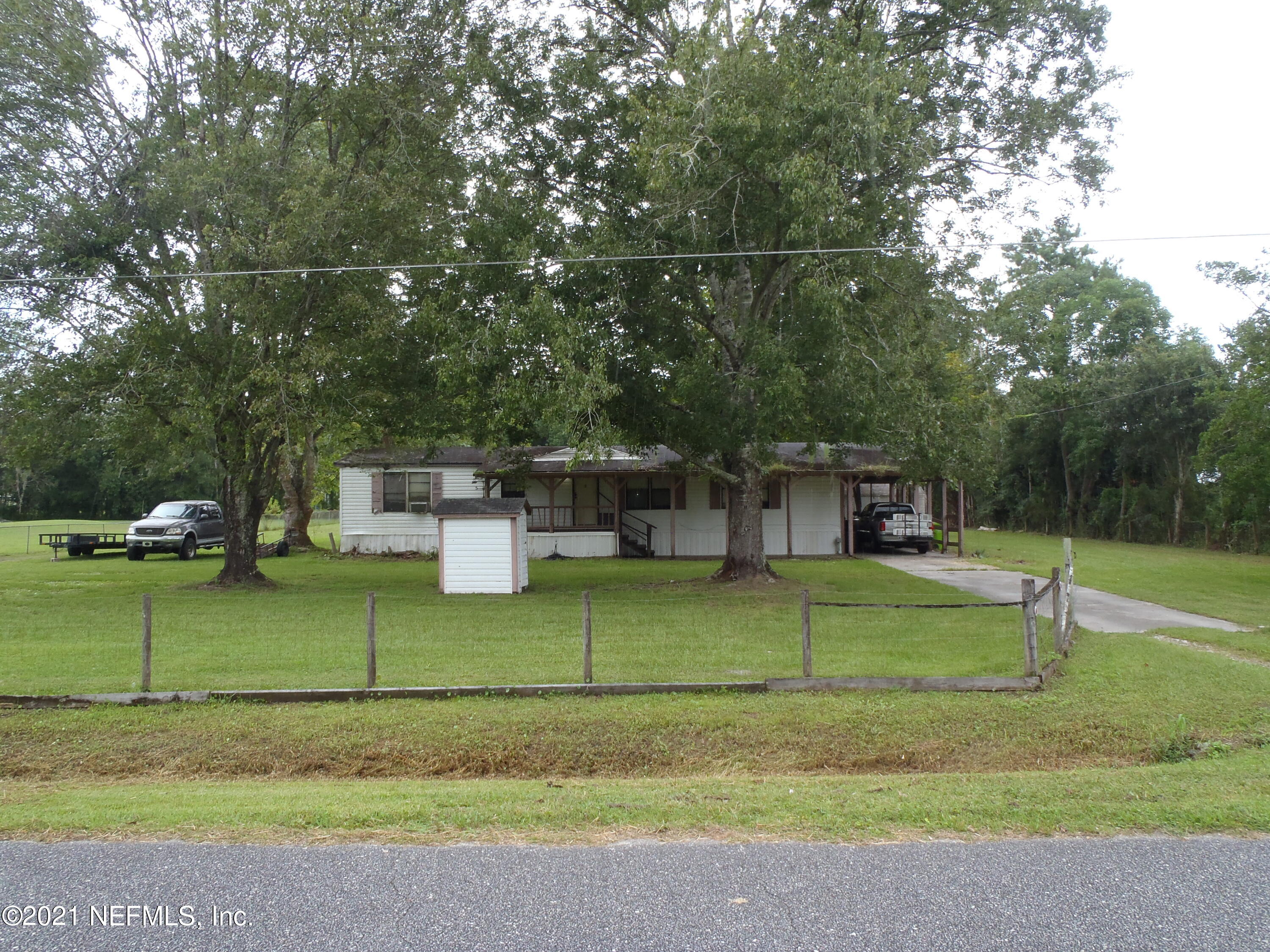 54285 Plantation Road Callahan, FL 32011 - Photo 1 of 8 P1010037
