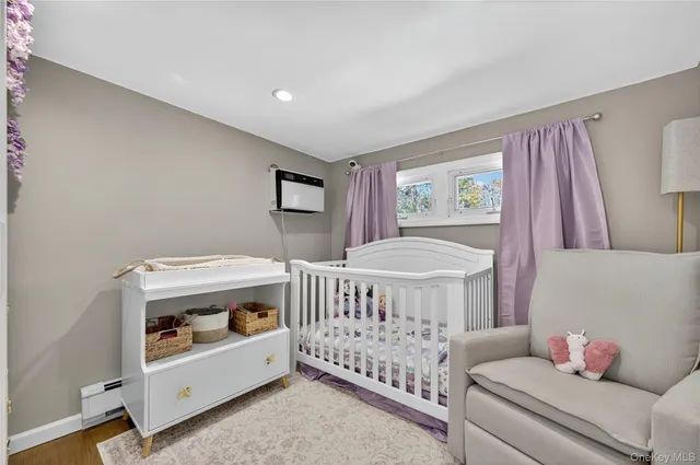 $785,000 | 62 McCouns Lane, Oyster Bay, NY 11771