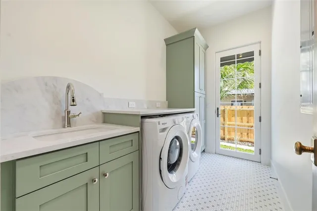 $1,649,000 | 15 East Hazel Street, Orlando, FL 32804