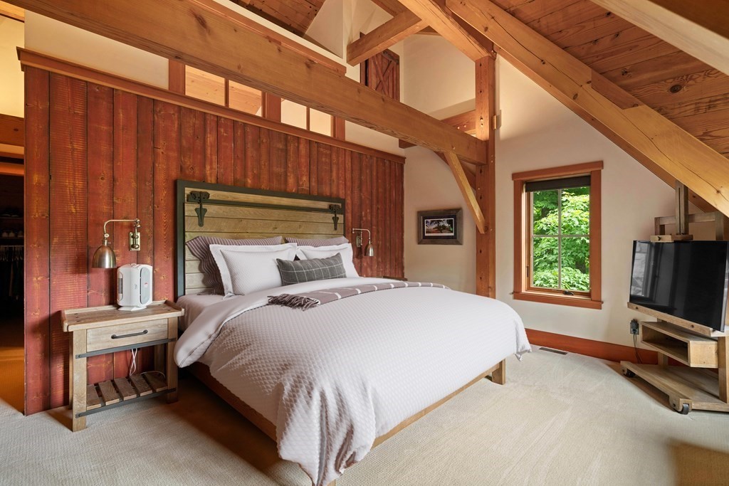 535 North Avenue Weston, MA 02493 - Photo 20 of 35