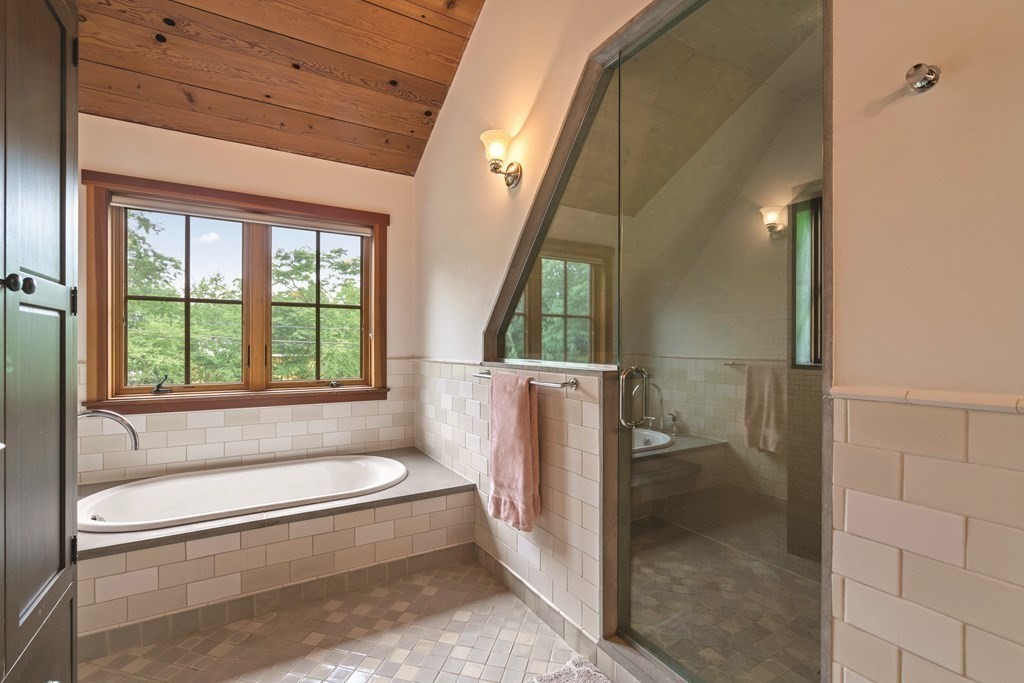 535 North Avenue Weston, MA 02493 - Photo 22 of 35