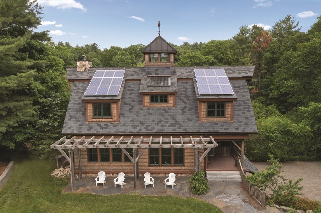 535 North Avenue Weston, MA 02493 - Photo 3 of 35