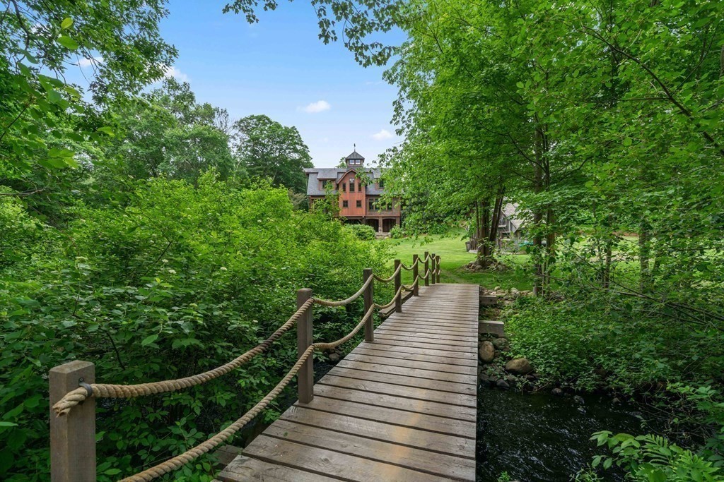 535 North Avenue Weston, MA 02493 - Photo 32 of 35