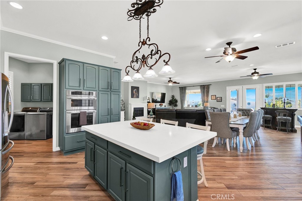 1577 Valhalla Court Beaumont, CA 92223 - Photo 15 of 52 Entertainers Kitcchen