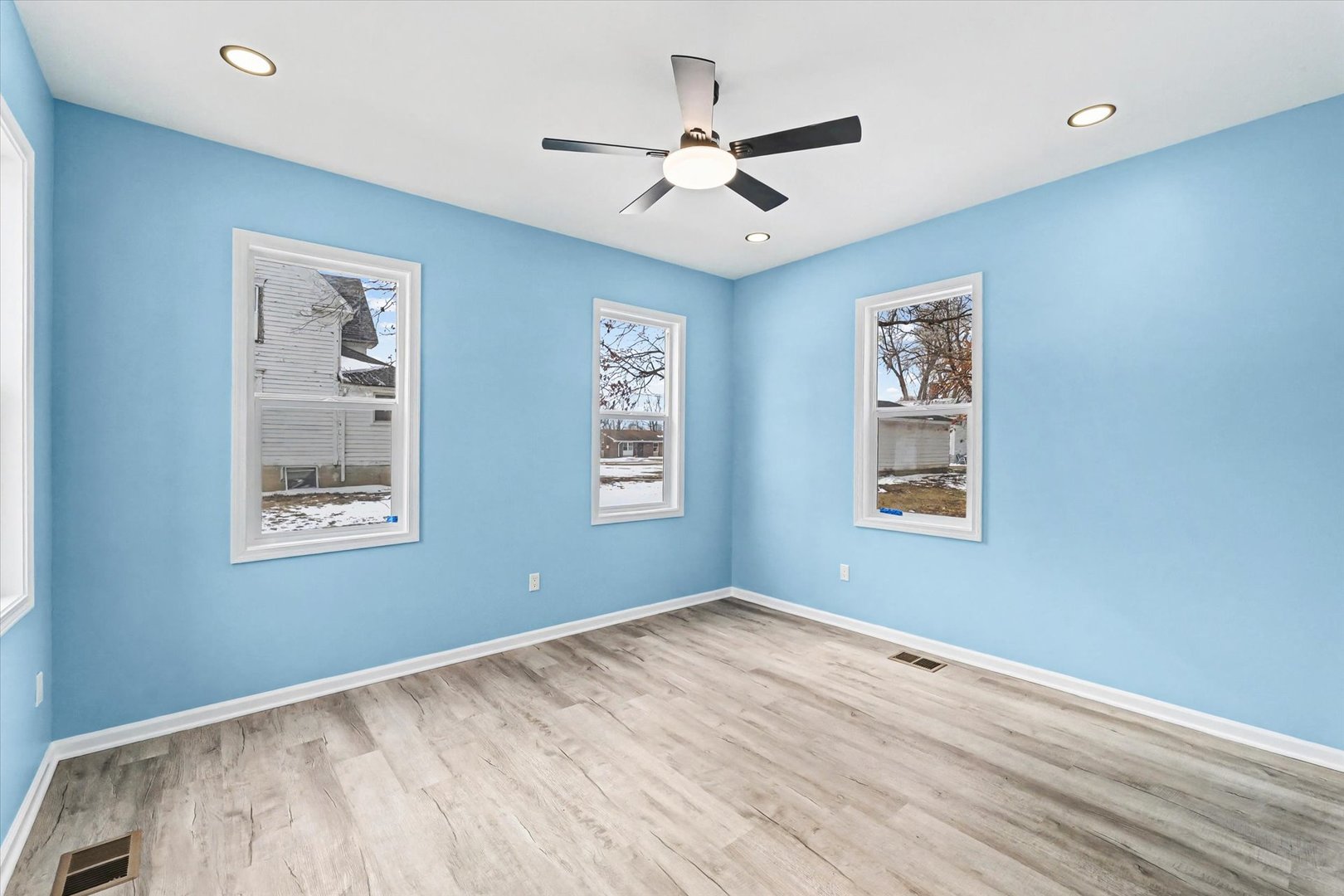 108 South 1st Street Chatsworth, IL 60921 - Photo 4 of 31