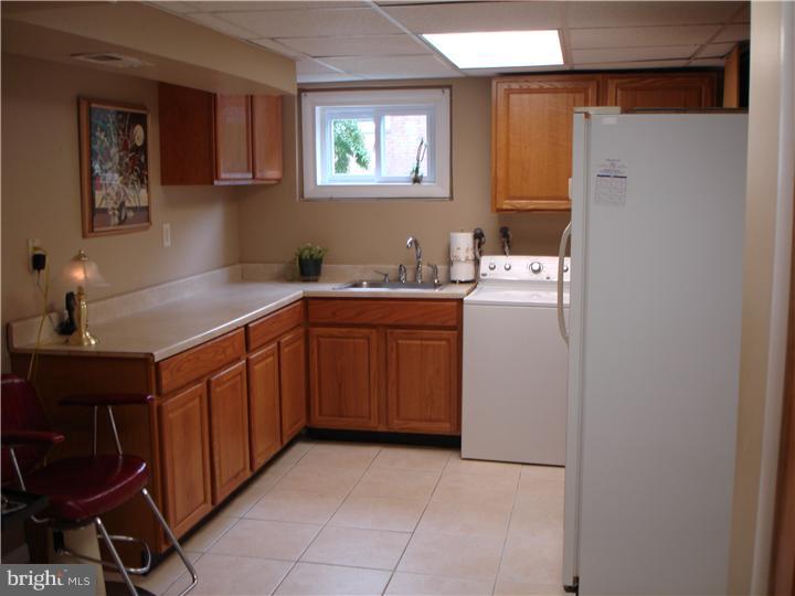 585 Bob White Road Wayne, PA 19087 - Photo 11 of 15 Laundry Room