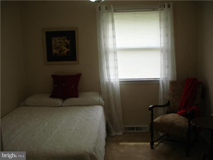 585 Bob White Road Wayne, PA 19087 - Photo 8 of 15 Bedroom 3