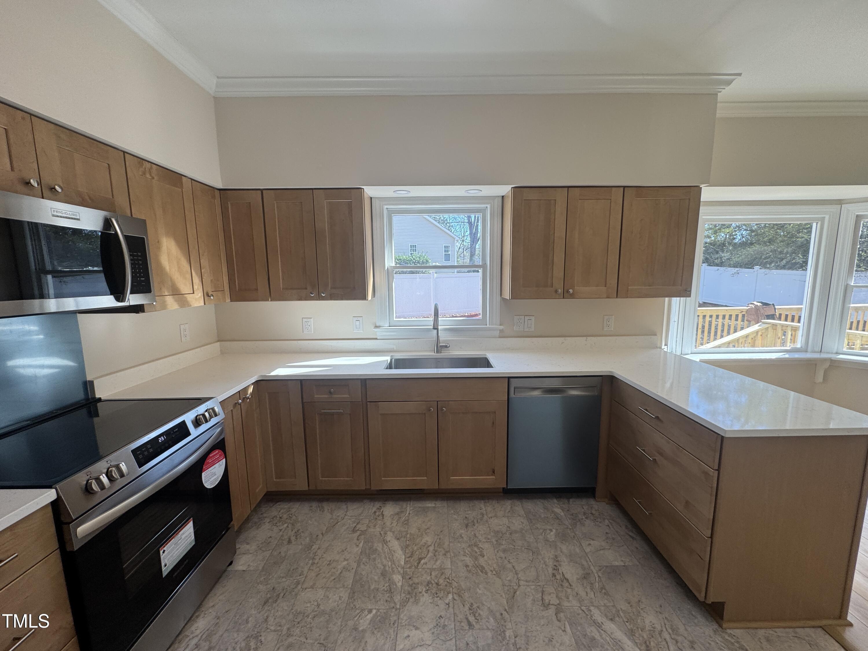 208 Lawrence Road Cary, NC 27511 - Photo 16 of 69 20250225010252474939000000-o