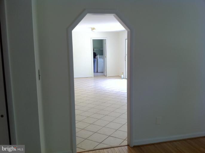 12602 Silverbirch Lane Laurel, MD 20708 - Photo 25 of 30 Interior (General)