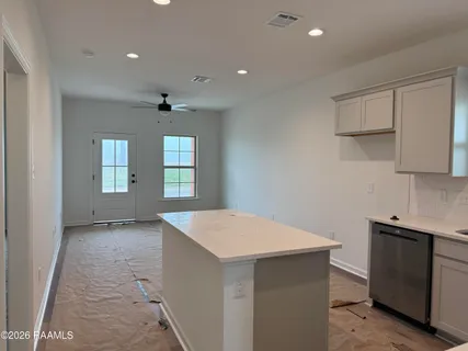 $227,999 | 302 Willowbend Way, Youngsville, LA 70592