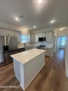 $227,999 | 302 Willowbend Way, Youngsville, LA 70592