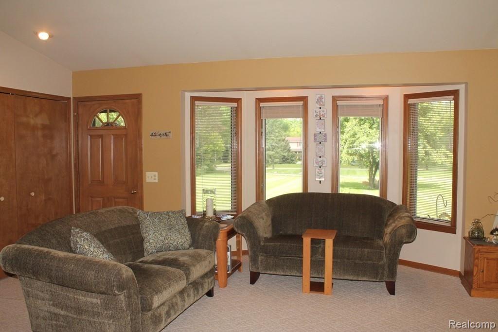 9330 Hartland Road Fenton, MI 48430 - Photo 14 of 43 IMG_5041.JPG